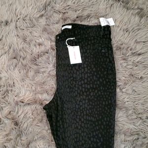 Good American Crop Leopard Foil